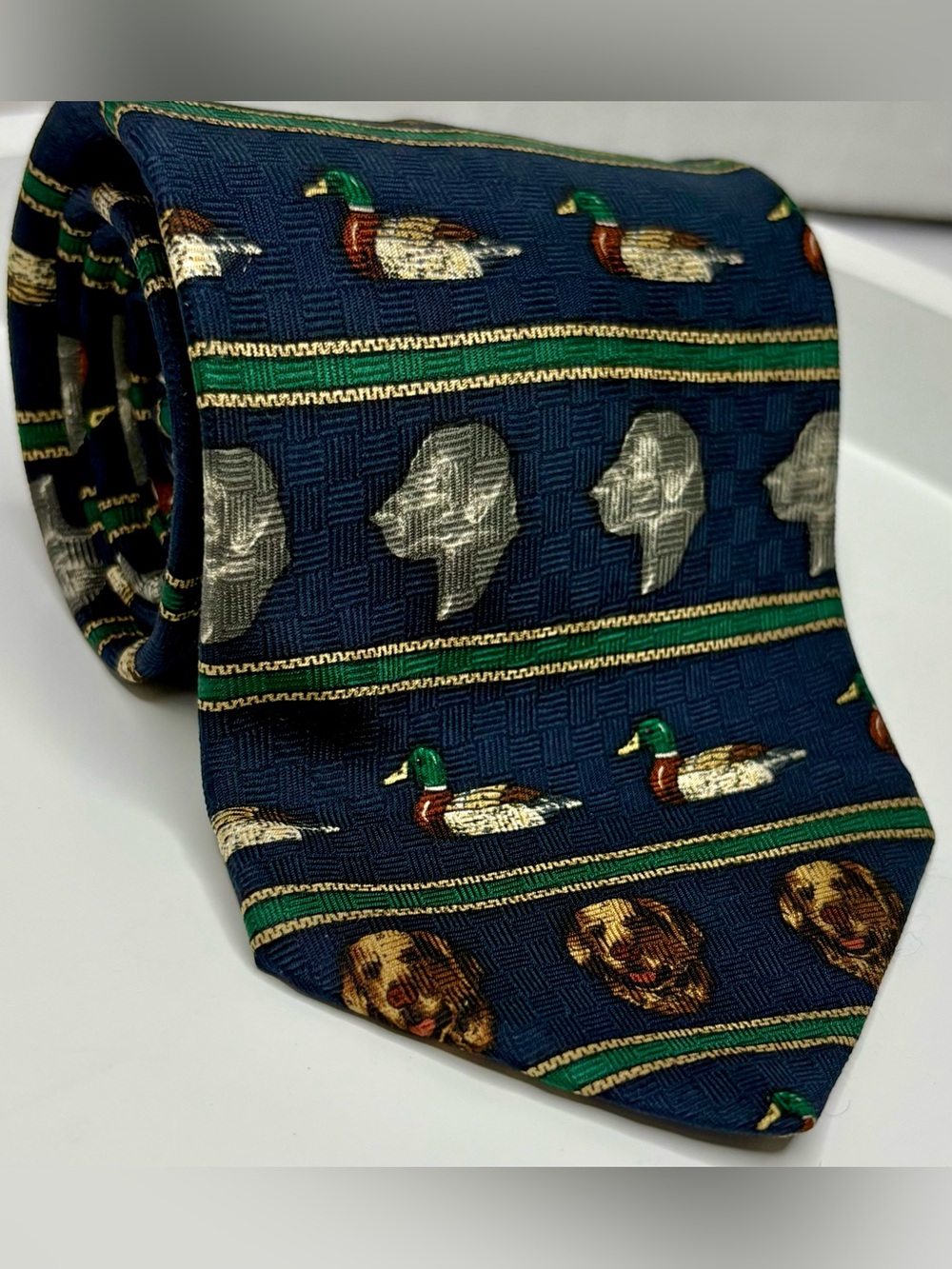 Field & Stream 100% Silk Hunting Tie Mallard Ducks Lab Retriever Made in USA - Picture 2 of 5
